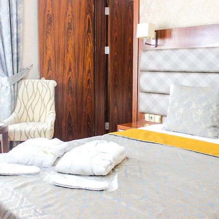 Midmar Deluxe Hotel Istanbul Bagian luar foto